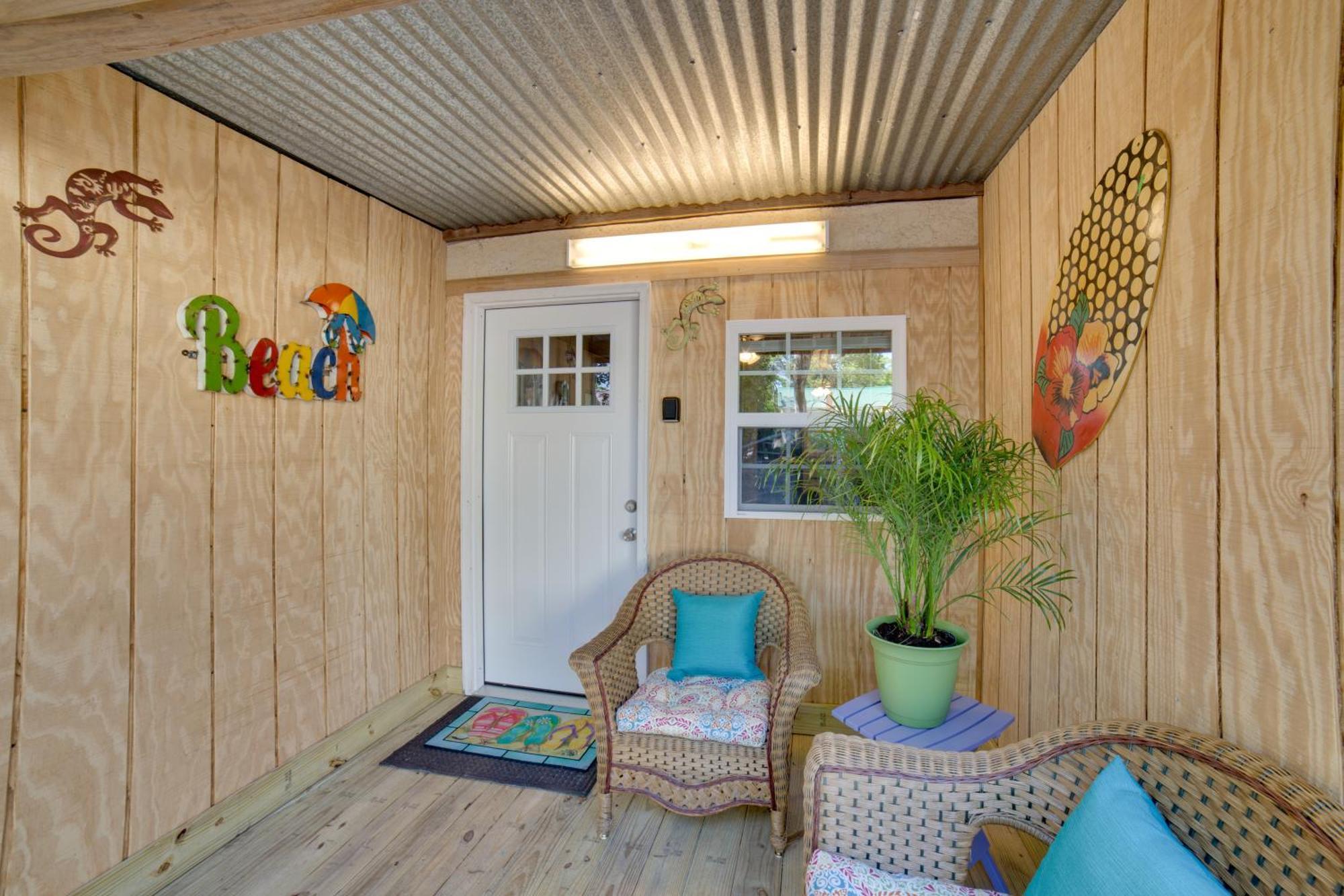 Ocean Isle Beach Studio With Patio - 1 Mi To Pier! Εξωτερικό φωτογραφία