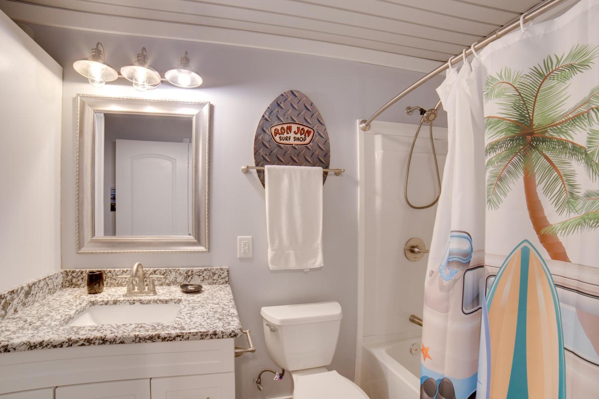 Ocean Isle Beach Studio With Patio - 1 Mi To Pier! Εξωτερικό φωτογραφία