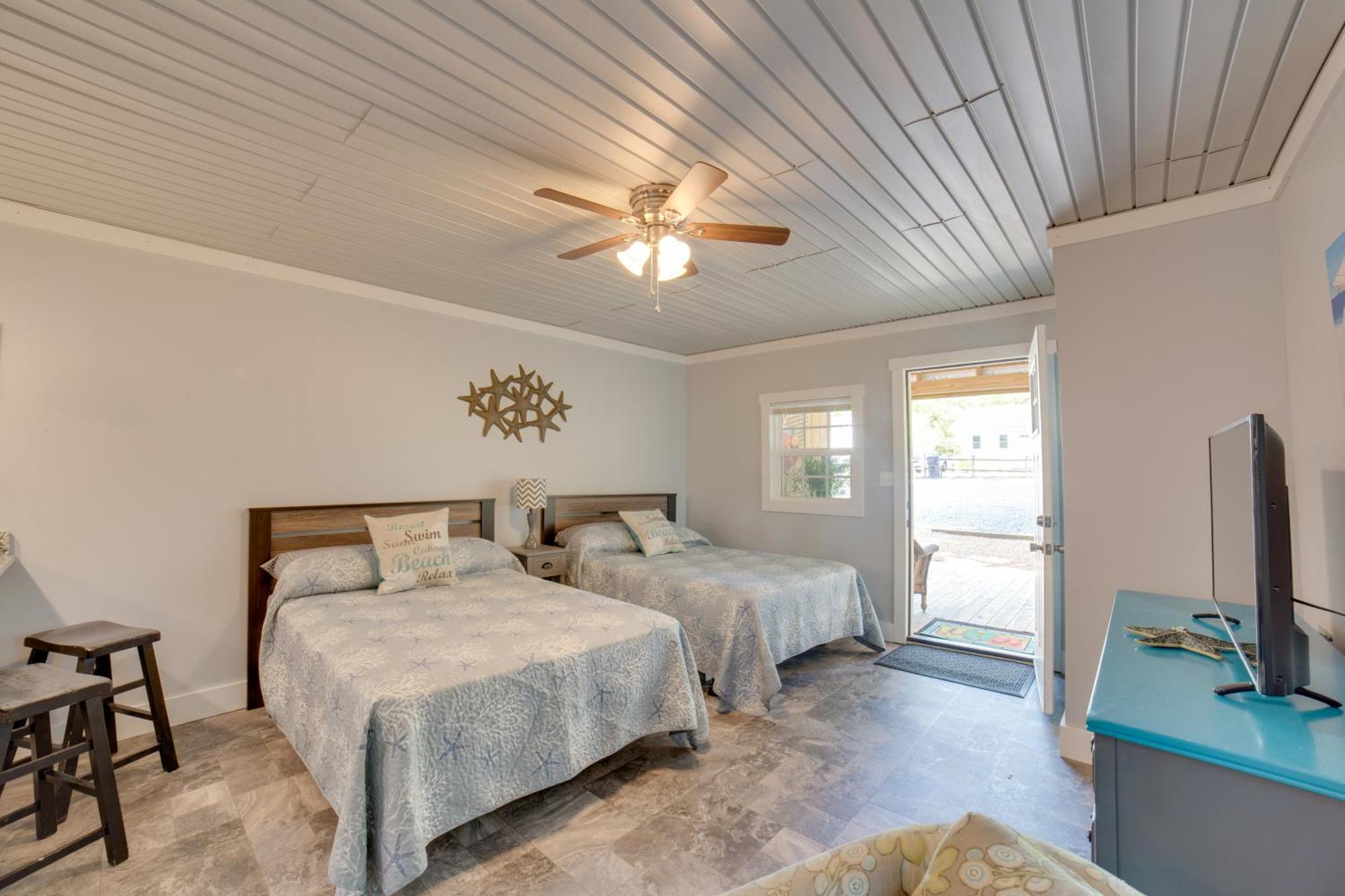 Ocean Isle Beach Studio With Patio - 1 Mi To Pier! Εξωτερικό φωτογραφία